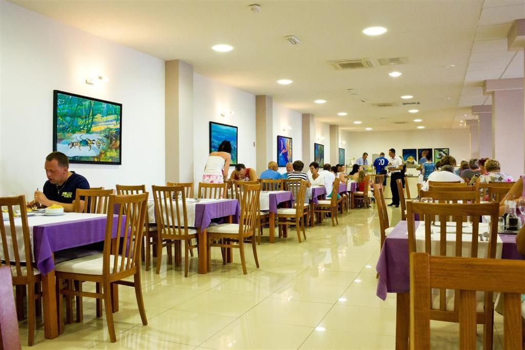 Hotel Sirena 포드고라 외부 사진