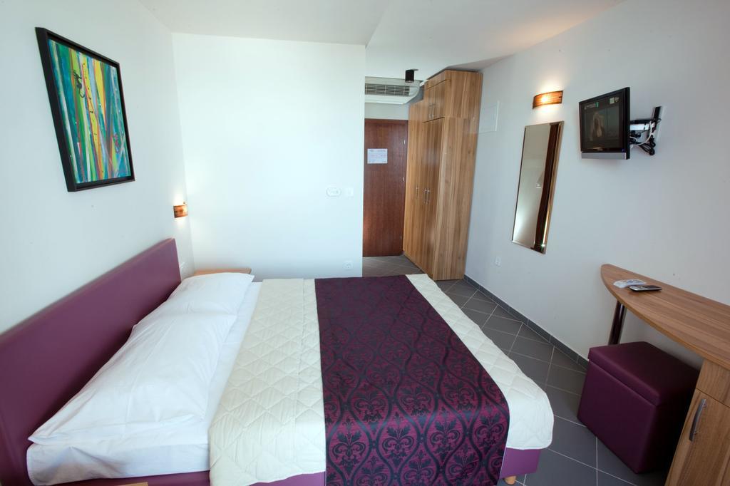 Hotel Sirena 포드고라 외부 사진